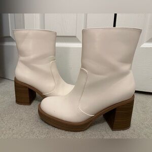 Universal Thread White Platform Ankle Boots